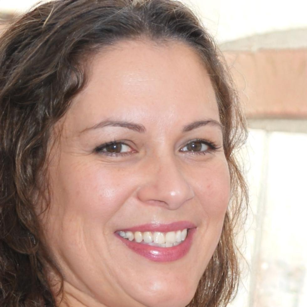 Portrait professionnel de Léna Deshayes